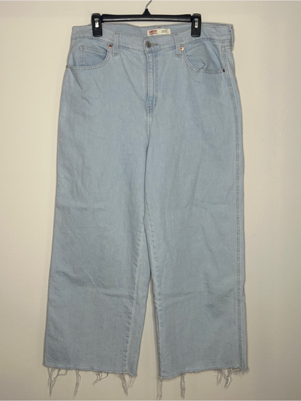 Levi Strauss Women's Size 14 (32) Light Wash Heritage Wide Leg Jeans